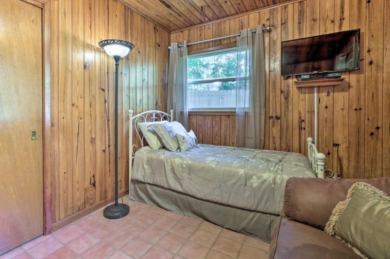 Rainbow River Oasis With Kayaks And Furnished Sunroom! 邓内伦 外观 照片
