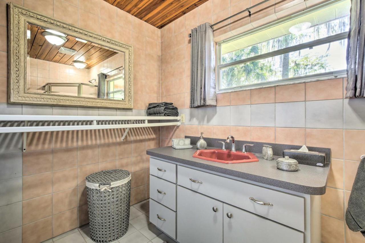 Rainbow River Oasis With Kayaks And Furnished Sunroom! 邓内伦 外观 照片